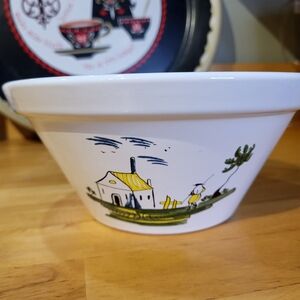 Vintage Varages 8" Serving Salad Bowl, Excellent Condition